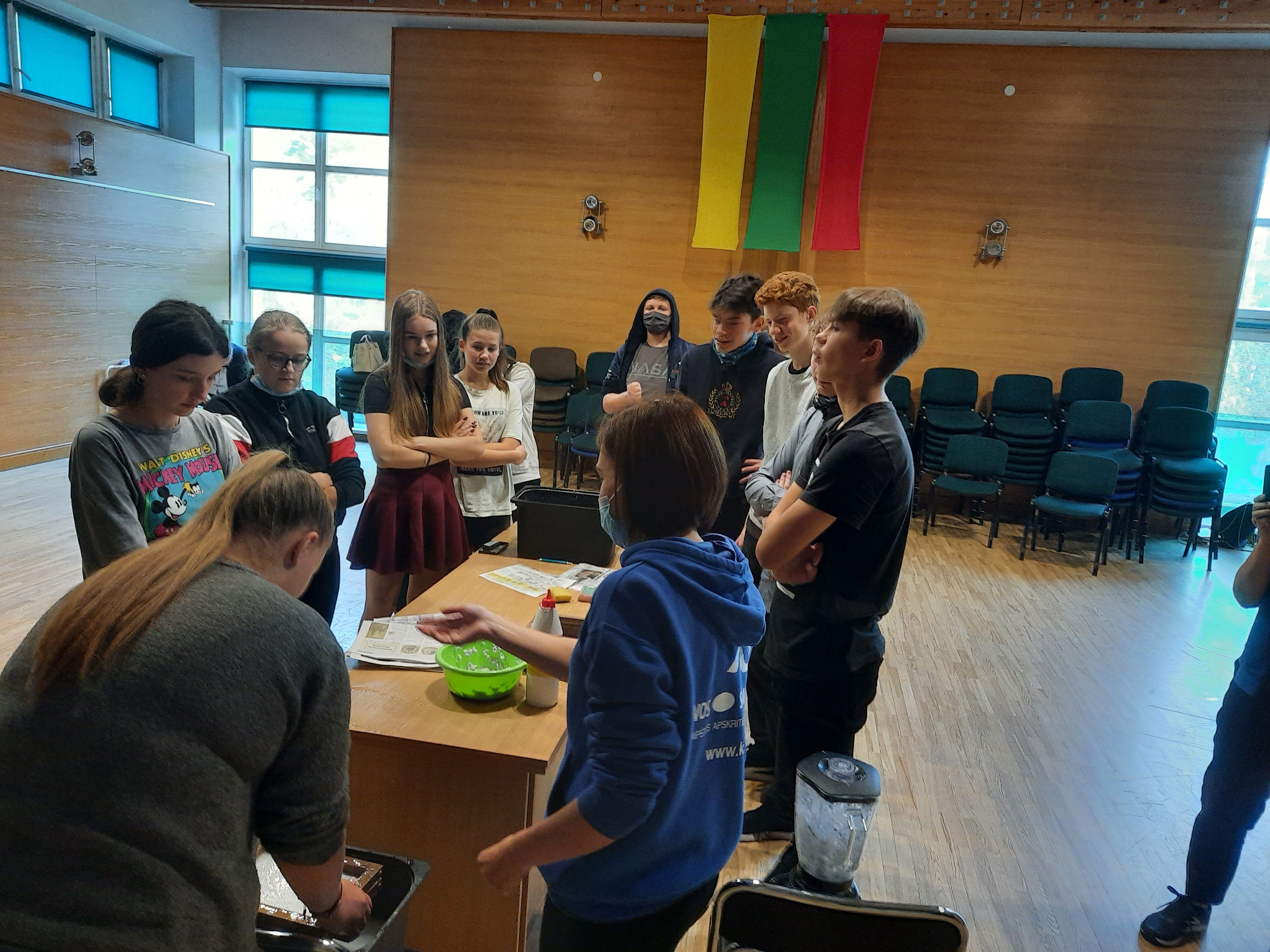 Klaipėdos I.Simonaitytės viešosios bibliotekos edukacinės veiklos mūsų gimnazijoje