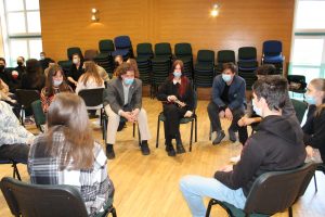 Pasaulinės Lyderystės Konferencija Jaunimui Neringos gimnazijoje
